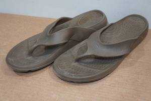 lot 49 image: Nuusol Cascade Mens Sandals - Size 15