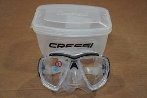 lot 52 image: Cressi Big Eyes Mask