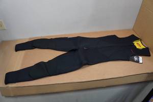 lot 142 image: Stohlquist Storm 3mm Mens Wetsuit - Small