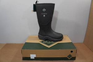lot 105 image: Muck Boots Mens Wetland Pro Snake Boots - Size 14