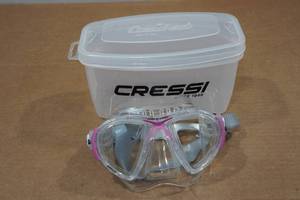 lot 144 image: Cressi Nano Crystal Mask