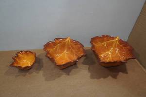 lot 184 image: Better Homes Harvest Leaf Nesting Bowls