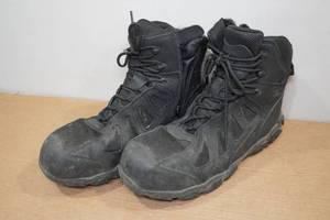 lot 189 image: Thorogood Mens Work Boots - Size 13W