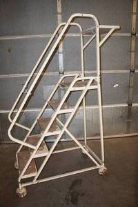 lot 10A image: Cotterman Rolling Warehouse Steps