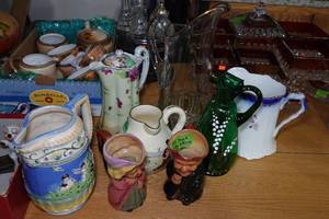 lot 40 image: Assorted Pitchers