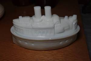 lot 50 image: Antique White Milk Glass Battleship Butter Dish