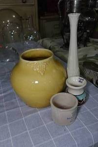 lot 63 image: Planters and Vases