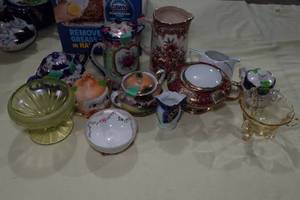 lot 119 image: Assorted Tea Pots and Dishes