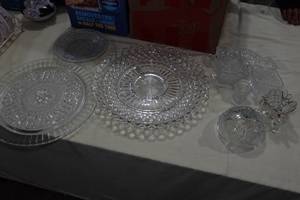 lot 120 image: Assorted Glass Serving Dishes