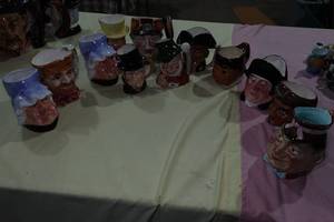 lot 124 image: Assorted Head Mugs