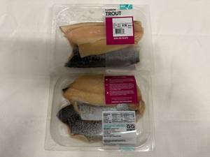 lot 143 image: K. 2x 4 portions Atlantic Salmon wSeafood Stuffing