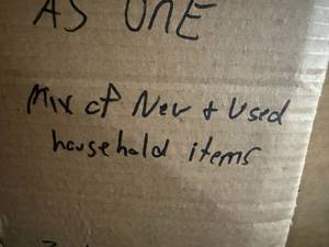 lot 186 image: Pallet of Mix of Never & Used Household Items