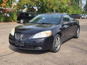 lot 14 image: 2006 PONTIAC G6 GT 1 Owner  No Accidents (NO RESERVE)