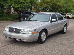 lot 15 image: 2005 MERCURY GRAND MARQUIS LS PREMIUM No Accidents (NO RESERVE)