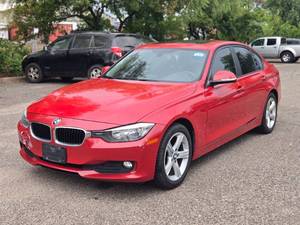 lot 18 image: 2014 BMW 3 SERIES 320I XDRIVE All Wheel Drive  No Accidents (NO RESERVE)
