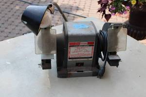lot 3 image: Craftsman 6 Bench Grinder 13 HP Motor