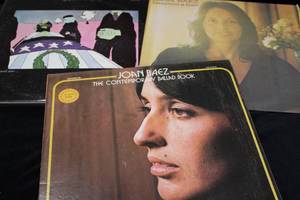 lot 67 image: 3 Joan Baez Albums LP Contemporary Ballad Book, Diamonds and Rust, Blessed are