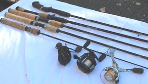 lot 101 image: Lot of 5 Fishing Rods & 3 Reels  Mojo Bass, St. Croix, Shimano, Abu Garcia