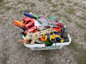 lot 40 image: Basket of Toy Guns