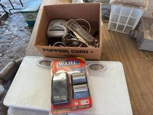 lot 60 image: Scales, New Shaver & Household Items