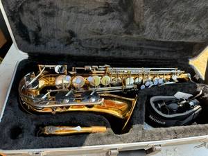lot 84 image: Saxaphone