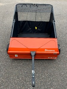 lot 11 image: BRAND NEW 42 HUSQVARNA PULL BEHIND LAWN SWEEPER NO RESERVE