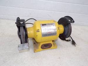 lot 16 image: 6 Bench Grinder