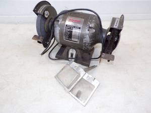 lot 17 image: Duracraft Bench Grinder