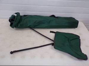 lot 18 image: Folding Camp Chair with Foot Rest