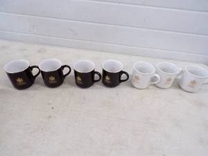 lot 25 image: 7 Gevalia Kaffe By Appointment to His Majesty the King of Sweeden