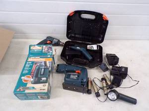 lot 33 image: Black N Decker Versa Pak Air Compressor, Razer tool, Drill, Jig saw with 4 Batteries, Chargers and case