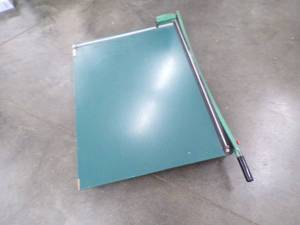 lot 39 image: 35 Paper Cutter