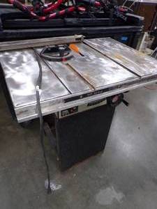 lot 51 image: Rockwell 9 Table Saw