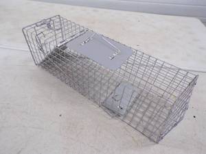 lot 89 image: Live Trap