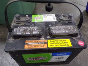 lot 102 image: Interstate Marine Battery