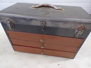 lot 111 image: Tool Box