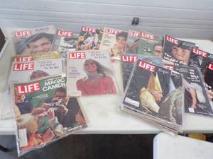 lot 108 image: 1960s and 97s Vintage Life Magazines