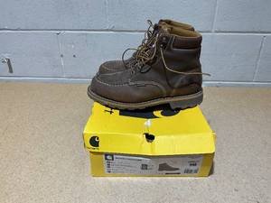 lot 290 image: Carhartt Footwear CMW6197 Traditional Welt Work Boot- Size 9