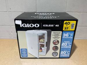 lot 16 image: Igloo Iceless 40 Portable Electric Cooler