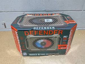 lot 18 image: ECOXGEAR DEFENDER Waterproof Bluetooth Speaker #GDI-EXDFNR09