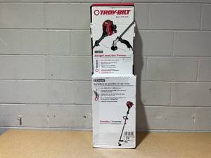 lot 30 image: Troy-Bilt TB252S Straight Shaft String Trimmer