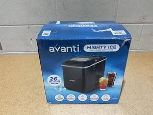 lot 37 image: Avanti Mighty Ice 26lb. Countertop Bullet Ice Maker
