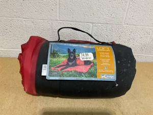 lot 350 image: Kurgo Loft Wander Dog Bed