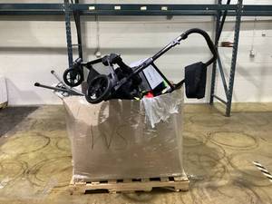 lot 902 image: Wholesale Pallet of Miscellaneous Items