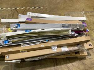 lot 905 image: Wholesale Pallet of Curtain Rods