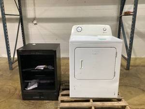 lot 906 image: Wholesale Pallet of Major Appliances