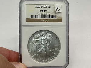 lot 15 image: 2002 NGC ASE MS69