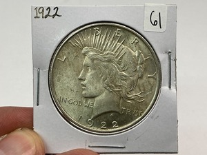 lot 61 image: 1922 Silver Peace Dollar