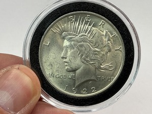 lot 68 image: 1922 Silver Peace Dollar