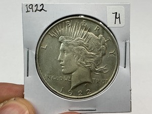lot 74 image: 1922 Silver Peace Dollar